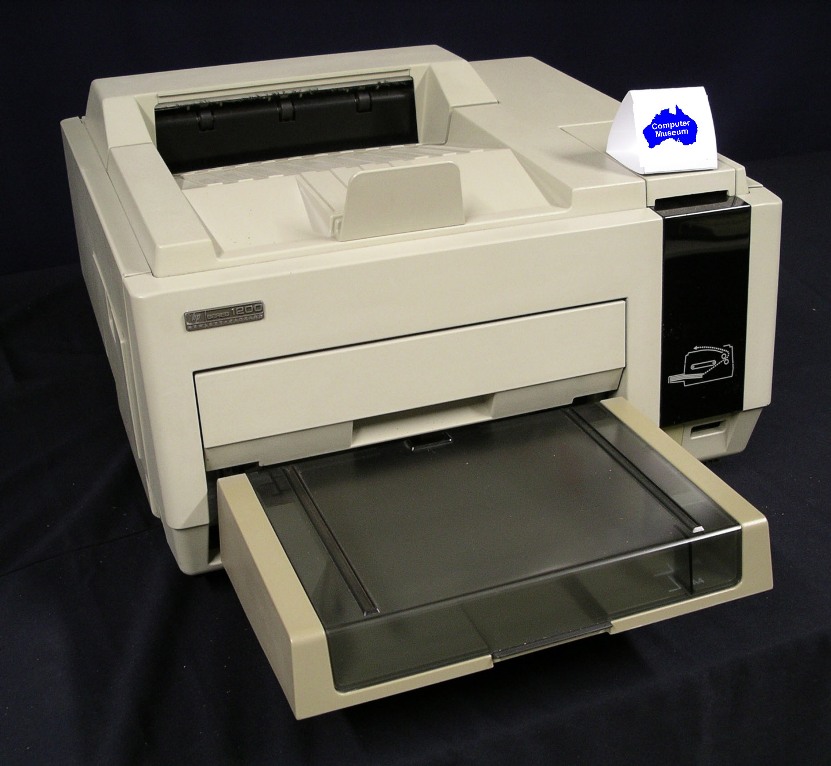 Модели печати принтера. Первый лазерный принтер Xerox 9700. Ксерокс принтер 560 вид спереди. QMS 1060e принтер лазерный. Hewlett-Packard принтер 1990.